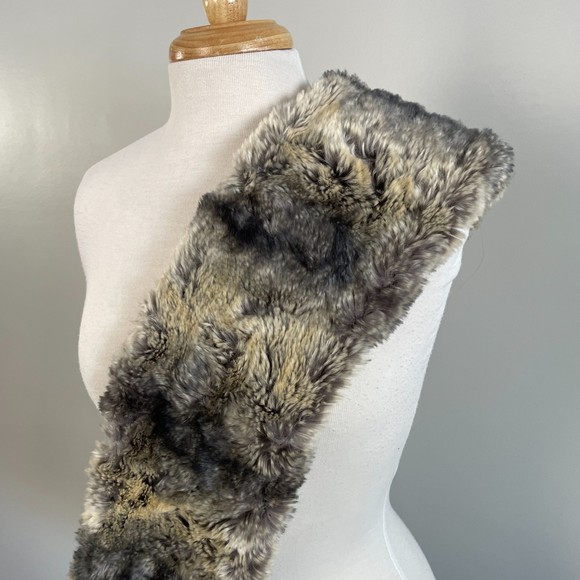 Marbled Faux Fur Reversible Ultra Soft and Cozy Infinity Scarf - Picture 5 of 8